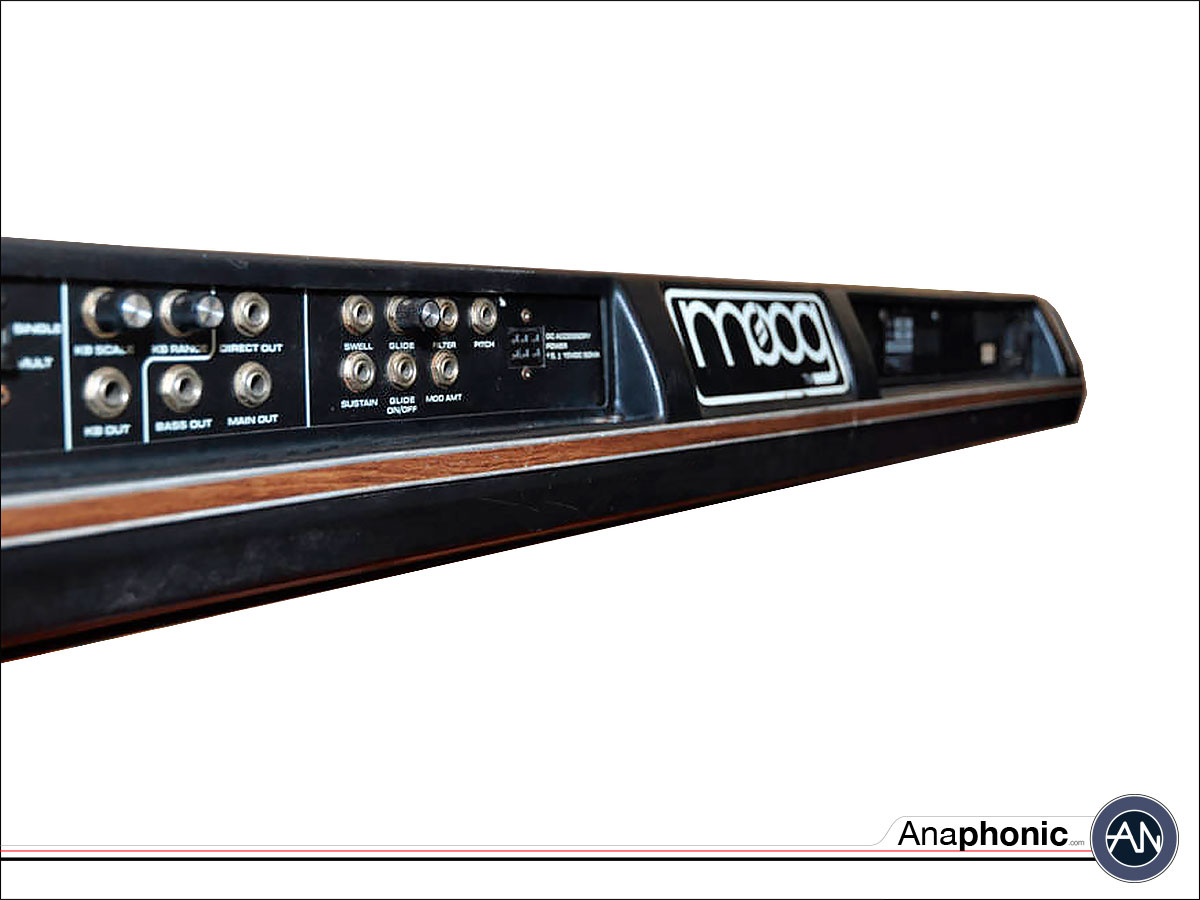 moog_polymoog280a_2